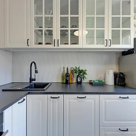 Slaska By Downtown *